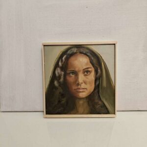 Front view of the 20x20cm Padme Amidala original oil painting on wood capturing Natalie Portman in her green velvet hood⁠